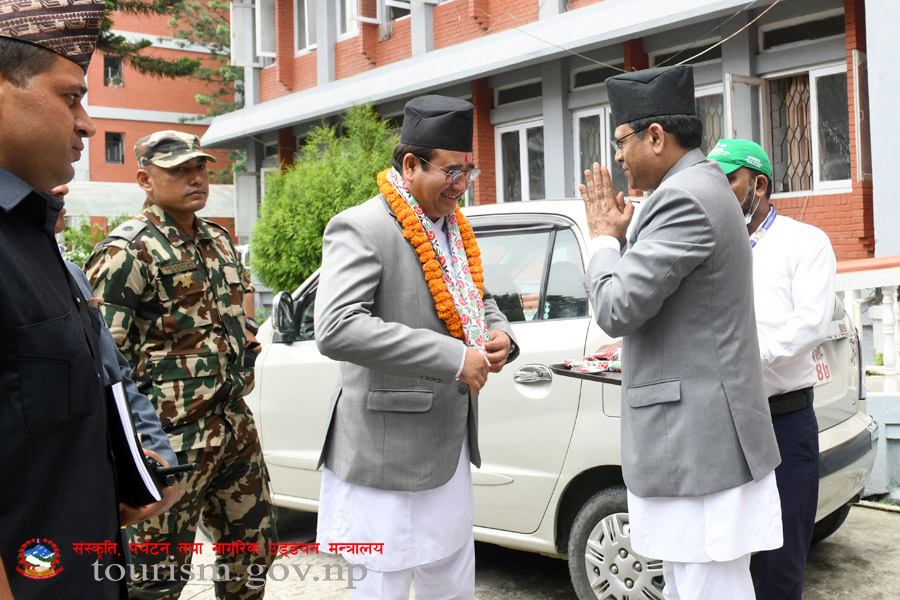 नवनियुक्त संस्कृति, पर्यटन तथा नागरिक उड्‍डयन मन्त्री माननीय जीवनराम श्रेष्ठज्यूको स्वागत तथा पद बहाली कार्यक्रमका तस्वीरहरु(२०७९-०३-१३)