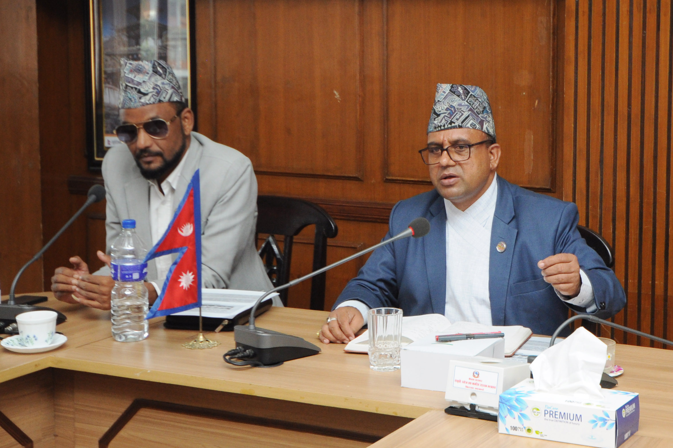 पर्यटनसँग सम्बद्ध मातहत कार्यालय प्रमुखहरुसँगको छलफल अन्तरक्रिया कार्यक्रमका तस्वीरहरु(२०८१।५।१२)