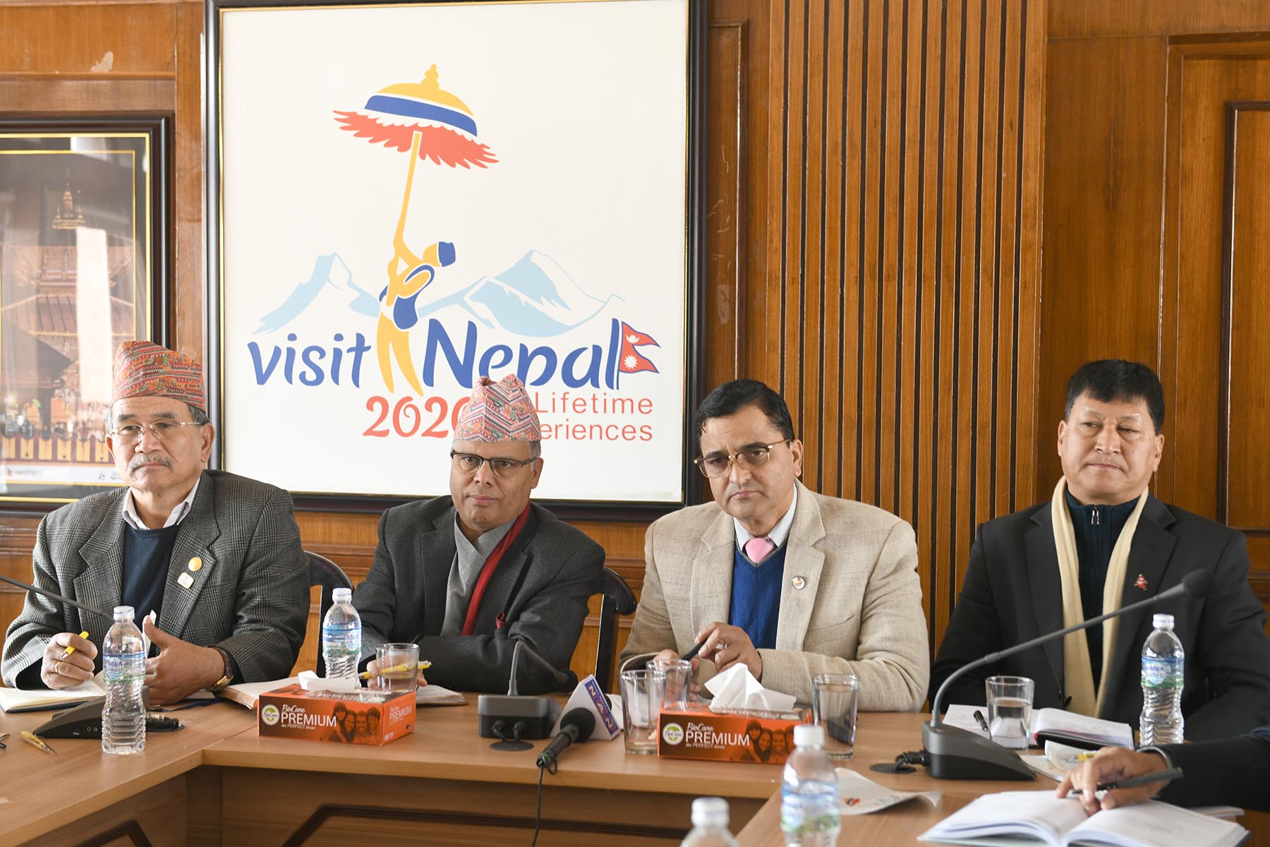नेपाल भ्रमण बर्ष २०२० का सन्दर्भमा काठमाडौं उपत्यकाका नगर प्रमुखहरुसँगको अन्तरक्रिया कार्यक्रमका- तस्वीर (२०७६-०९-०९)